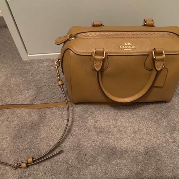 Authentic coach bag ✨ - Picture 2 of 4